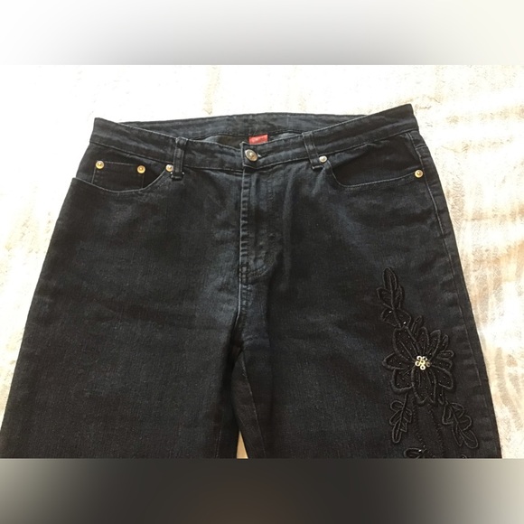 👖 Cosmopolitan Embellished Black Stretch Denim Size 10 - Picture 3 of 5